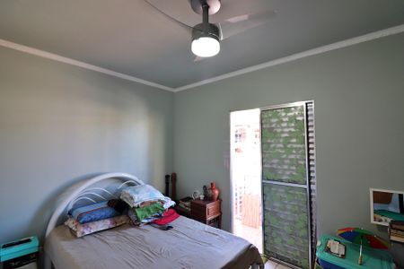 Casa à venda com 145m², 3 quartos e 2 vagasQuarto 1