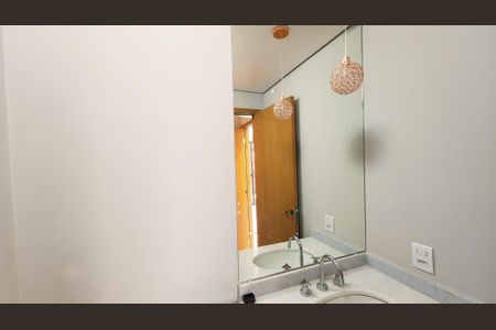 Apartamento para alugar com 90m², 3 quartos e 2 vagasLavabo