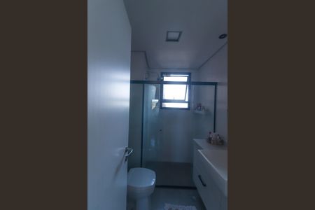 Apartamento à venda com 112m², 2 quartos e 2 vagasBanheiro da Suíte