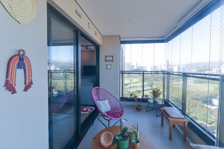 Apartamento à venda com 112m², 2 quartos e 2 vagasVaranda da Sala