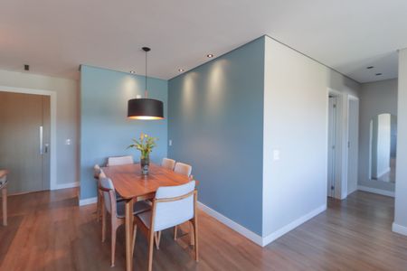 Apartamento à venda com 112m², 2 quartos e 2 vagasSala