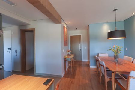 Apartamento à venda com 112m², 2 quartos e 2 vagasSala