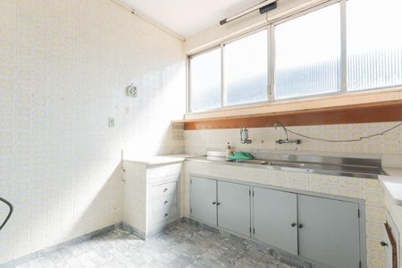 Apartamento à venda com 175m², 4 quartos e 2 vagasCozinha