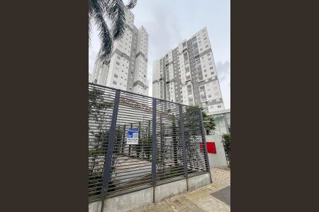 Apartamento para alugar com 55m², 2 quartos e 1 vagaFachada + plaquinha