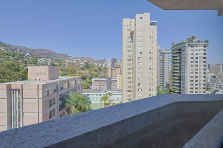 Vista de apartamento à venda com 4 quartos, 186m² em Serra, Belo Horizonte