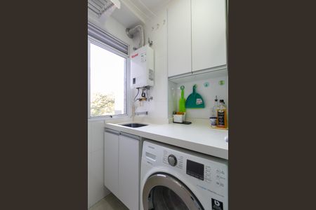 Apartamento à venda com 58m², 3 quartos e 1 vagaÁrea de Serviço