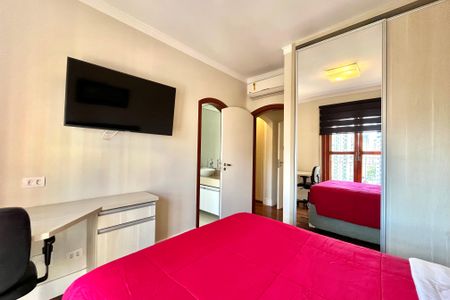 Apartamento à venda com 225m², 3 quartos e 3 vagasSuíte 3