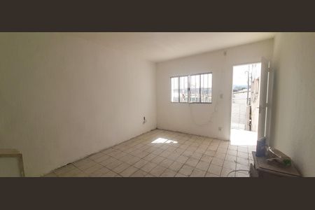 Sala de casa para alugar com 3 quartos, 97m² em Quitaúna, Osasco