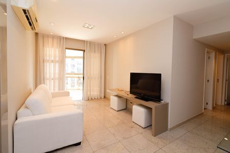 Sala de apartamento à venda com 4 quartos, 125m² em Barra da Tijuca, Rio de Janeiro