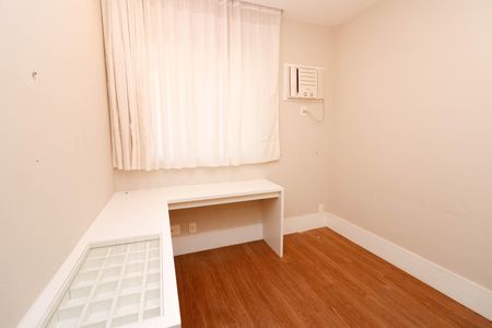 Apartamento à venda com 125m², 4 quartos e 2 vagasQuarto 2