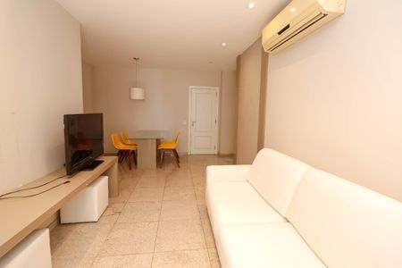 Sala de apartamento à venda com 4 quartos, 125m² em Barra da Tijuca, Rio de Janeiro