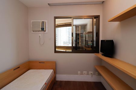 Apartamento à venda com 125m², 4 quartos e 2 vagasQuarto 1