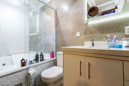 Casa de condomínio à venda com 168m², 4 quartos e 2 vagas