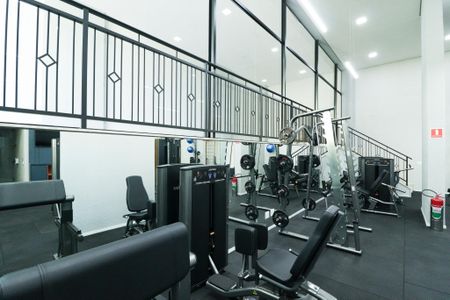 Apartamento à venda com 133m², 3 quartos e 2 vagas Apartamento à venda com 133m², 3 quartos e 2 vagasÁrea comum - Academia