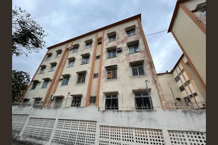 Apartamento à venda com 70m², 3 quartos e sem vagaFachada + plaquinha