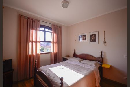 Casa à venda com 170m², 4 quartos e 2 vagas Casa à venda com 170m², 4 quartos e 2 vagasSuíte