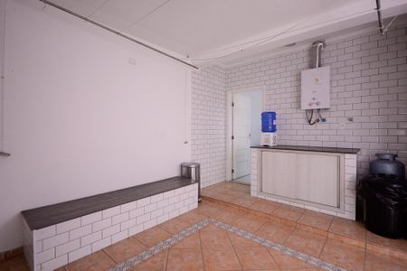 Casa à venda com 170m², 4 quartos e 2 vagas Casa à venda com 170m², 4 quartos e 2 vagasÁrea de Serviço
