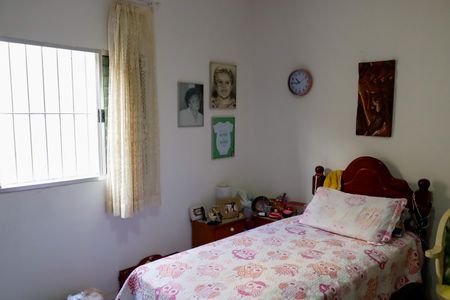 Casa à venda com 120m², 3 quartos e 2 vagasQuarto 2