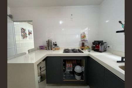 Casa à venda com 106m², 2 quartos e 2 vagasCozinha