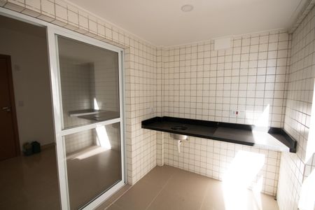 Apartamento para alugar com 50m², 1 quarto e 1 vagaVaranda