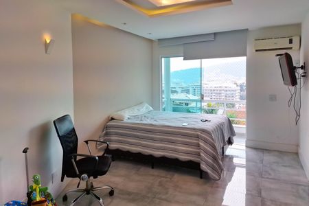 Casa de condomínio à venda com 360m², 6 quartos e 5 vagasSuíte 2