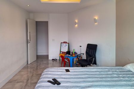 Casa de condomínio à venda com 360m², 6 quartos e 5 vagasSuíte 2