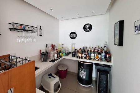 Casa de condomínio à venda com 360m², 6 quartos e 5 vagasSala