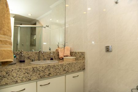 Apartamento à venda com 92m², 3 quartos e 1 vagaBanheiro