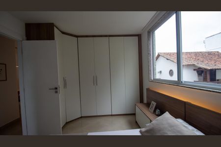 Apartamento à venda com 78m², 2 quartos e 2 vagas Apartamento à venda com 78m², 2 quartos e 2 vagasSuíte