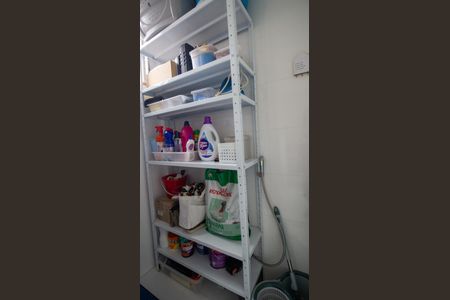 Apartamento à venda com 78m², 2 quartos e 2 vagas Apartamento à venda com 78m², 2 quartos e 2 vagasBanheiro de Serviço