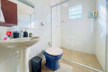 Banheiro de casa para alugar com 1 quarto, 63m² em Jardim Colonial, São José dos Campos