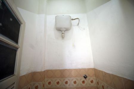 Apartamento para alugar com 70m², 2 quartos e sem vagaBanheiro de serviço