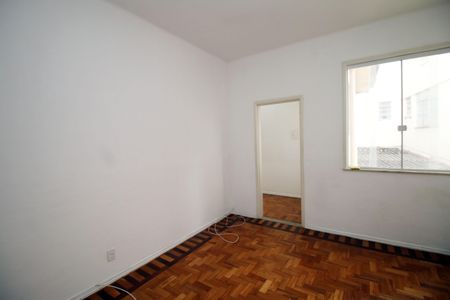 Sala de apartamento para alugar com 2 quartos, 70m² em Bonsucesso, Rio de Janeiro