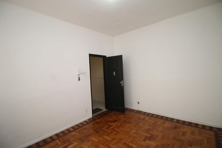 Sala de apartamento para alugar com 2 quartos, 70m² em Bonsucesso, Rio de Janeiro