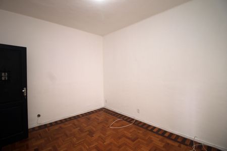 Apartamento para alugar com 70m², 2 quartos e sem vagaSala