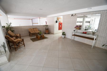 Studio à venda com 32m², 1 quarto e sem vagaHall social