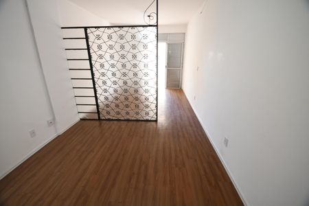 Sala de kitnet/studio à venda com 1 quarto, 32m² em Centro, Campinas