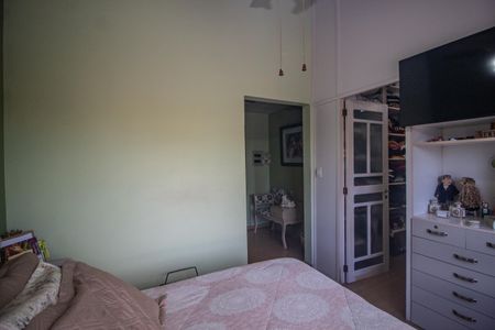 Casa para alugar com 280m², 4 quartos e 3 vagas Casa para alugar com 280m², 4 quartos e 3 vagasSuite