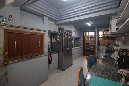 Casa para alugar com 280m², 4 quartos e 3 vagas Casa para alugar com 280m², 4 quartos e 3 vagasÁrea comum - Churrasqueira