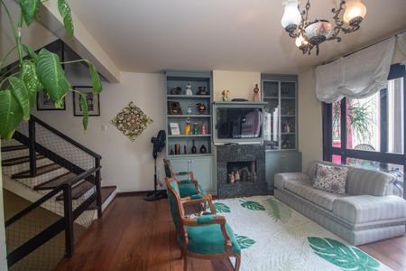 Casa para alugar com 280m², 4 quartos e 3 vagas Casa para alugar com 280m², 4 quartos e 3 vagasSala 2