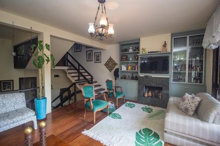 Casa para alugar com 280m², 4 quartos e 3 vagas Casa para alugar com 280m², 4 quartos e 3 vagasSala 2