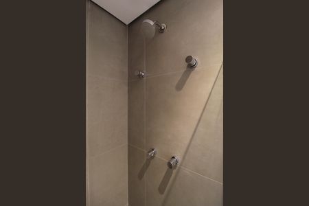 Banheiro de kitnet/studio à venda com 1 quarto, 27m² em Moema, São Paulo