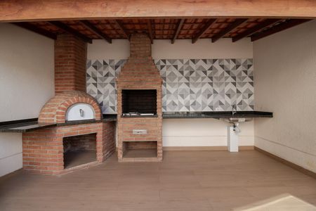 Apartamento para alugar com 40m², 2 quartos e 1 vagaÁrea comum - Churrasqueira