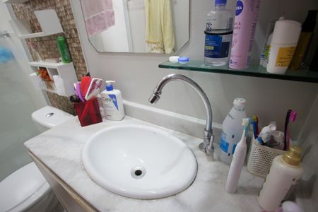 Casa à venda com 98m², 3 quartos e 1 vagaBanheiro da Suíte