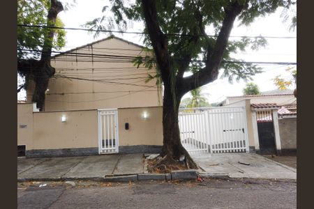 Casa à venda com 98m², 3 quartos e 1 vagaFachada