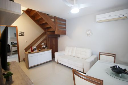Sala de casa à venda com 3 quartos, 98m² em Pechincha, Rio de Janeiro