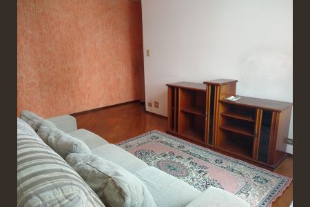 Apartamento à venda com 77m², 2 quartos e 1 vagaSala