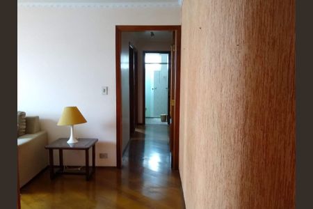 Apartamento à venda com 77m², 2 quartos e 1 vagaSala