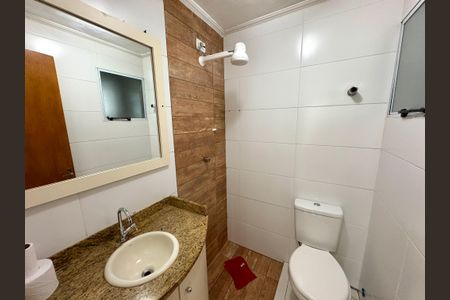 Apartamento à venda com 72m², 3 quartos e 1 vaga Apartamento à venda com 72m², 3 quartos e 1 vagaBanheiro Social