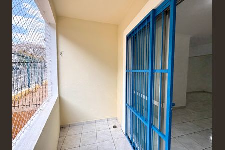 Apartamento à venda com 72m², 3 quartos e 1 vaga Apartamento à venda com 72m², 3 quartos e 1 vagaSacada